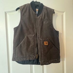 Like new just dusty Carhartt vest